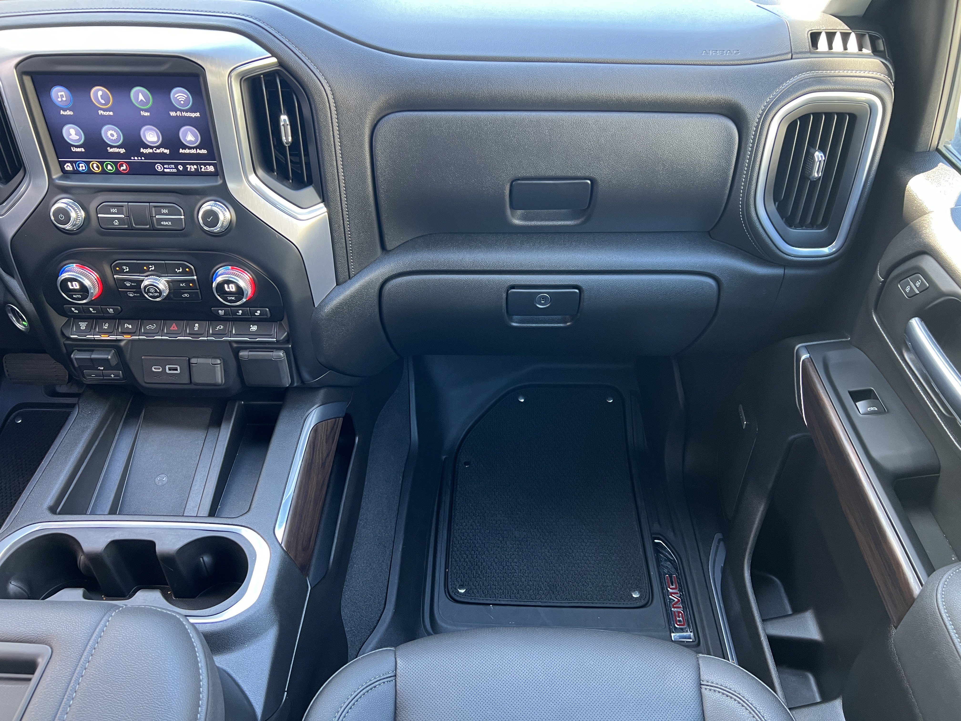 Used 2022 GMC Sierra 2500 SLT w/ SLT Preferred Package AWD/4WD image 35