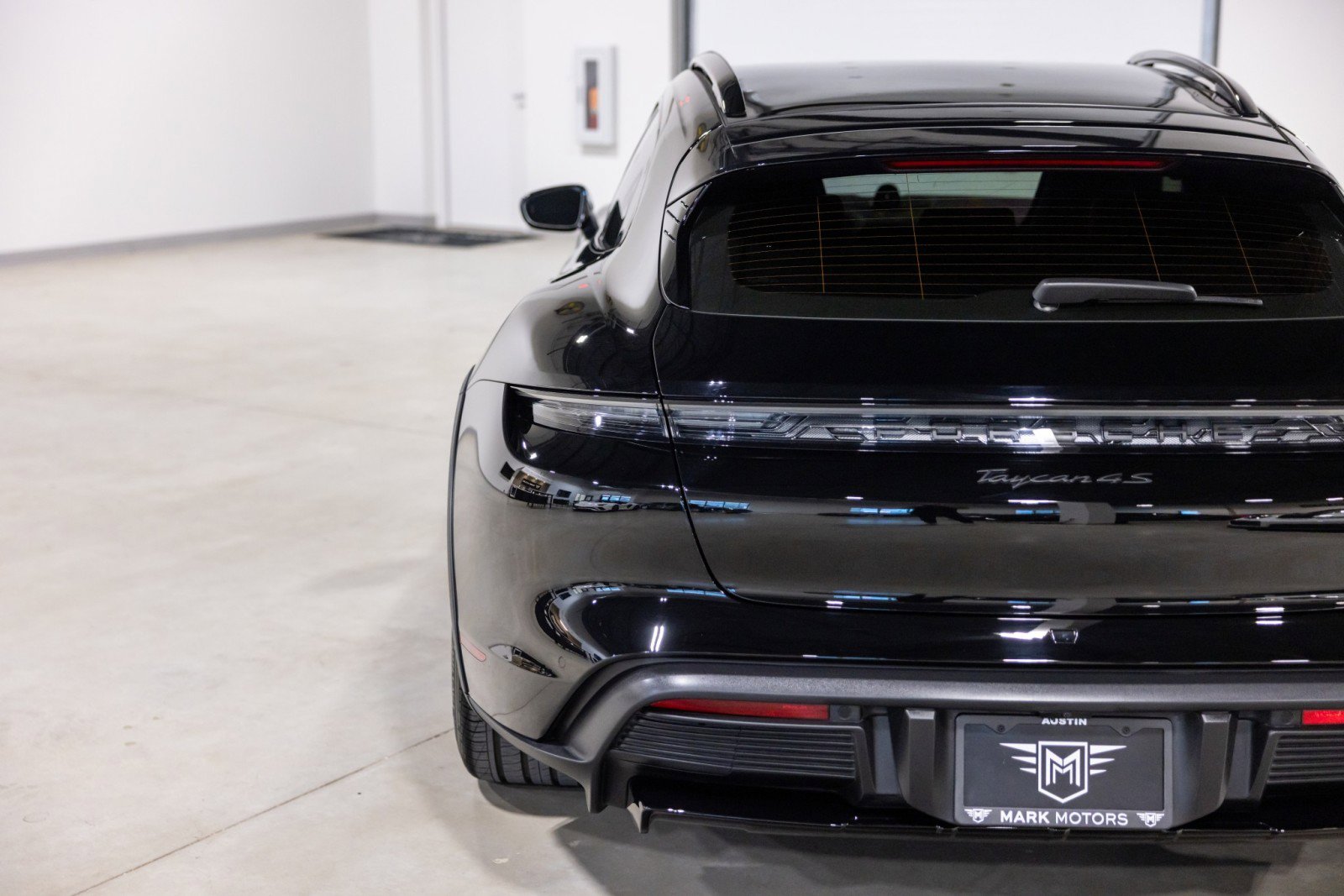 Used 2024 Porsche Taycan 4S image 14