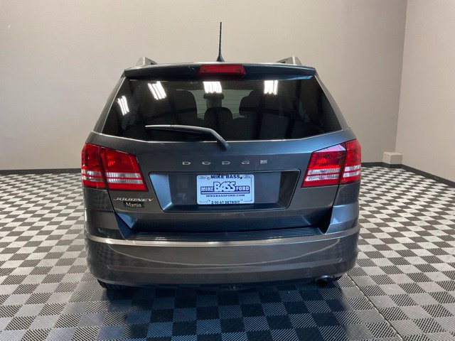 Used 2018 Dodge Journey SE w/ Connectivity Group FWD image 11