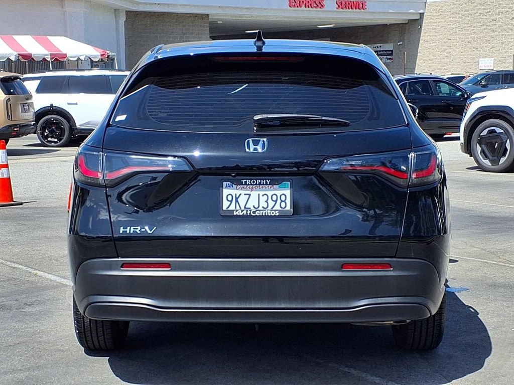 Used 2024 Honda HR-V LX image 5