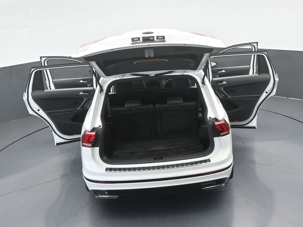 Used 2020 Volkswagen Tiguan SE R-Line image 69