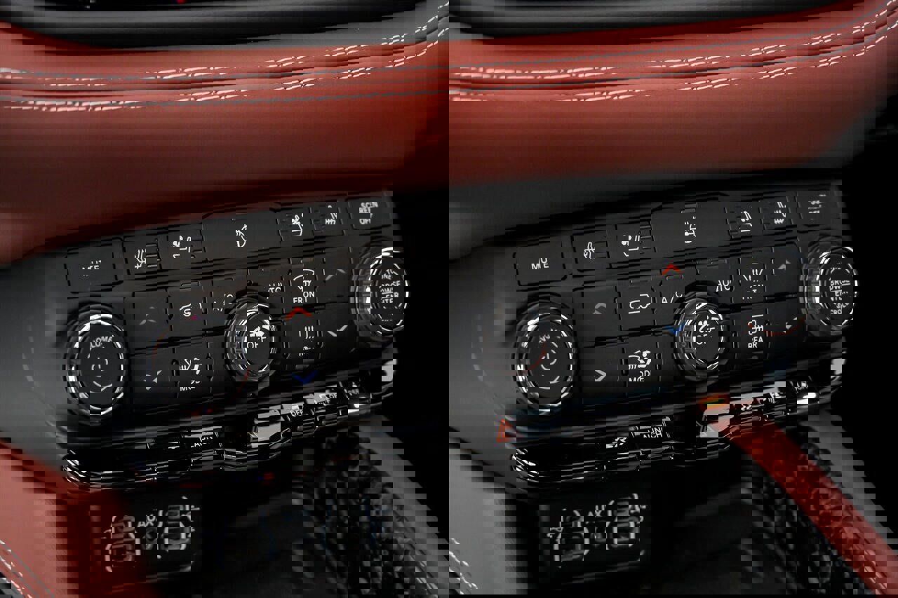 Used 2021 Dodge Durango SRT Hellcat w/ Premium Interior Group image 35