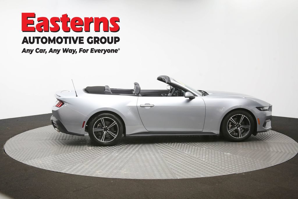 Used 2025 Ford Mustang Premium RWD image 41