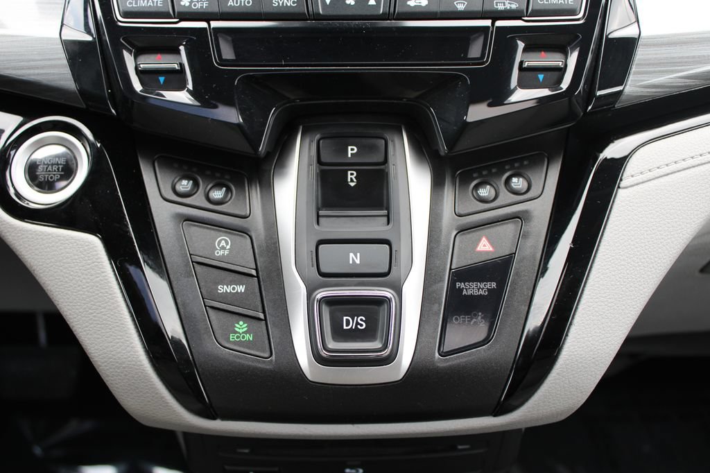 Used 2023 Honda Odyssey Elite image 23