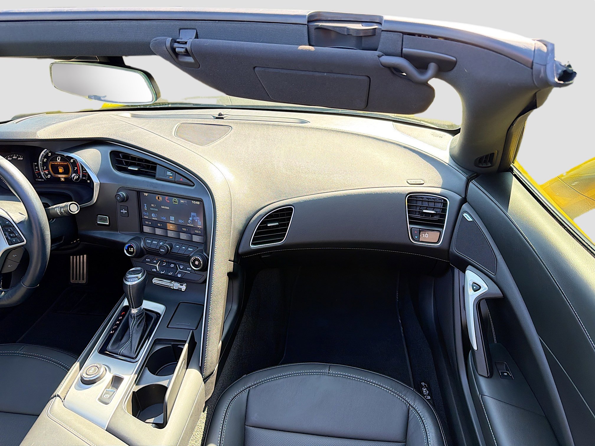 Used 2017 Chevrolet Corvette Grand Sport w/ Carbon Flash Badge Package image 18