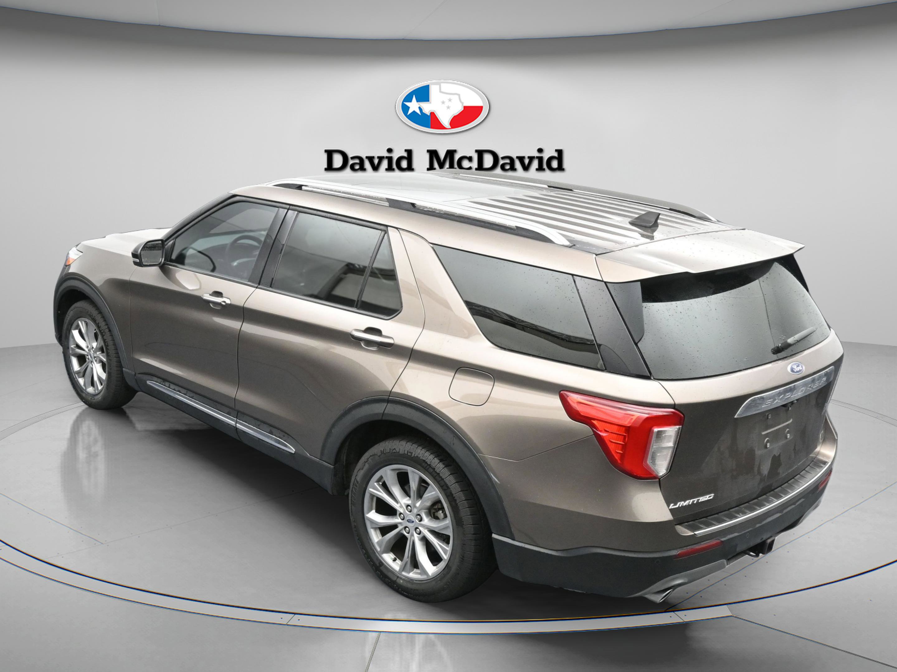 Used 2021 Ford Explorer Limited w/ Equipment Group 301A image 40