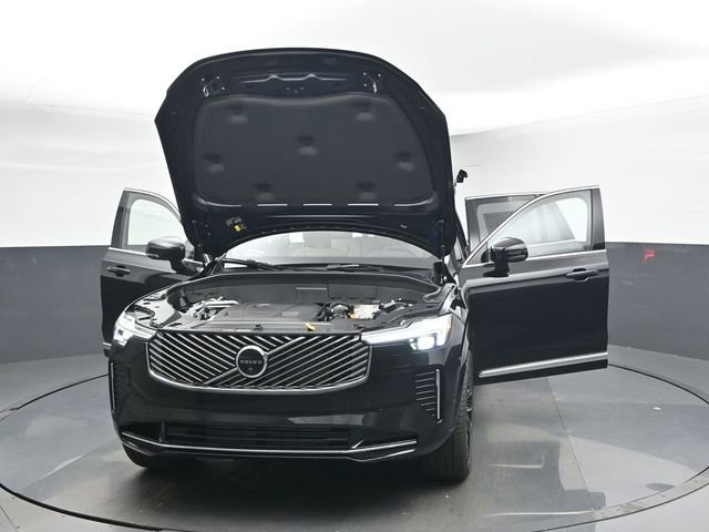 New 2026 Volvo XC90 T8 Plus w/ Protection Package Premier image 55