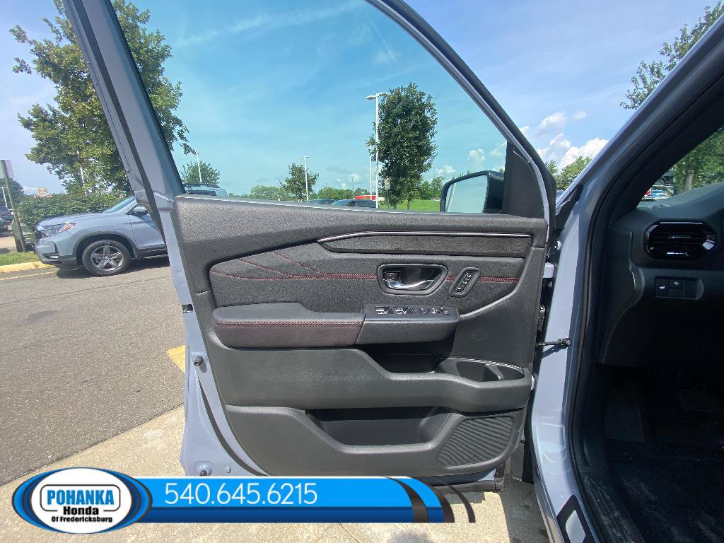 New 2026 Honda Pilot Black Edition image 35