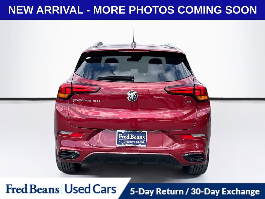 Used 2023 Buick Encore GX Select w/ Sport Touring Package FWD image 7