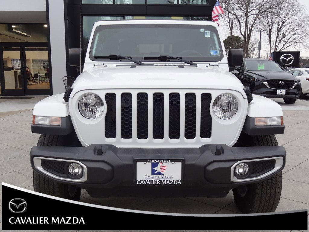 Used 2023 Jeep Gladiator Sport image 10