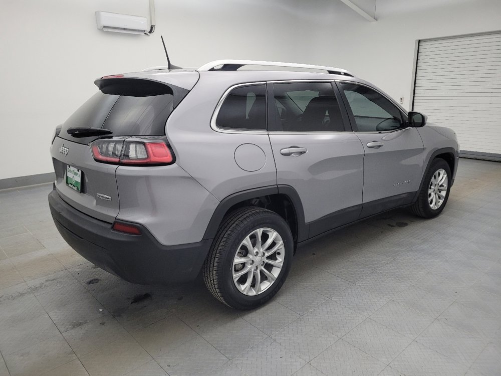 Used 2019 Jeep Cherokee Latitude w/ Popular Appearance Group image 10