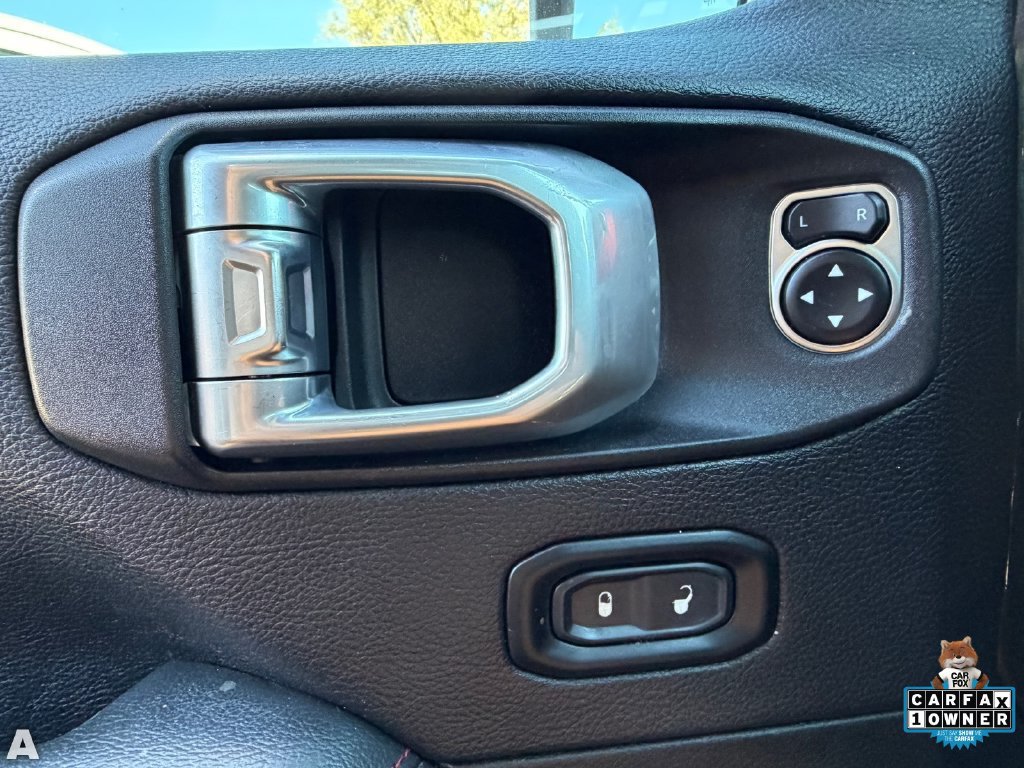 Used 2020 Jeep Wrangler Unlimited Rubicon AWD/4WD image 6