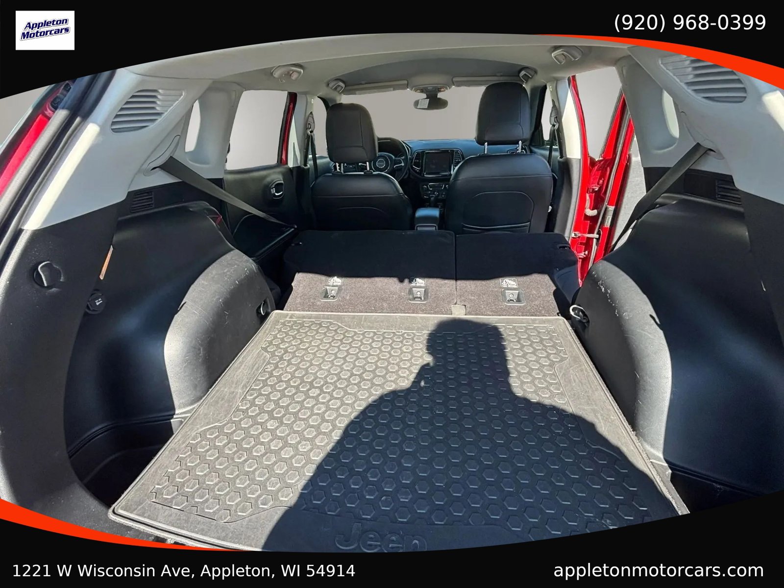 Used 2018 Jeep Compass Limited w/ Navigation Group AWD/4WD image 28