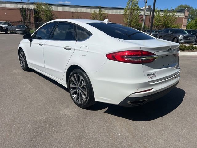 Used 2020 Ford Fusion SE AWD/4WD image 6