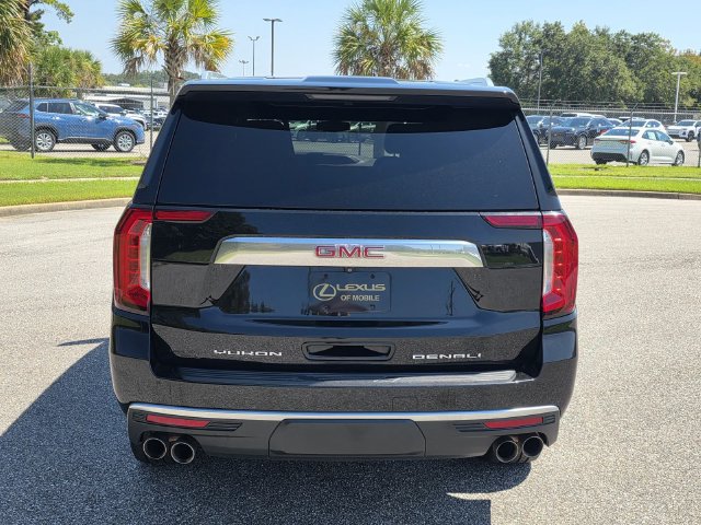 Used 2022 GMC Yukon XL Denali RWD image 3