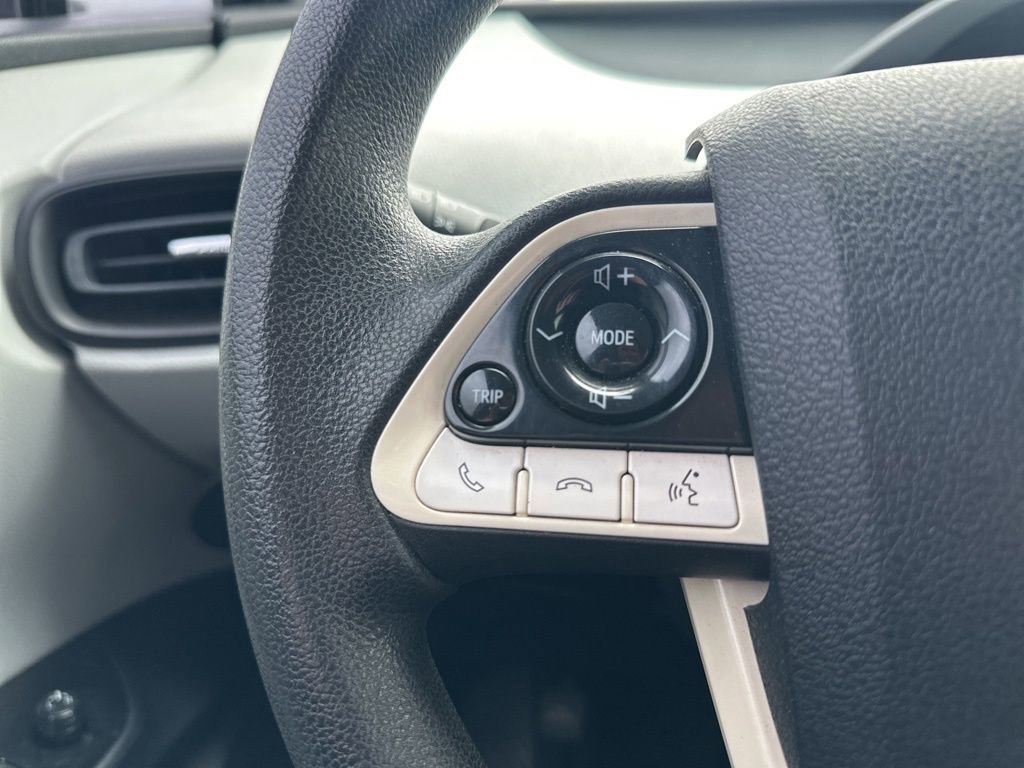 Used 2017 Toyota Prius Two w/ Carpet Mat Package image 20