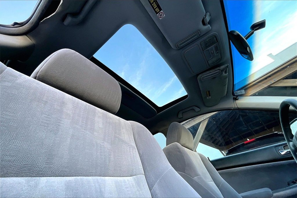 Used 2004 Honda Accord EX image 27