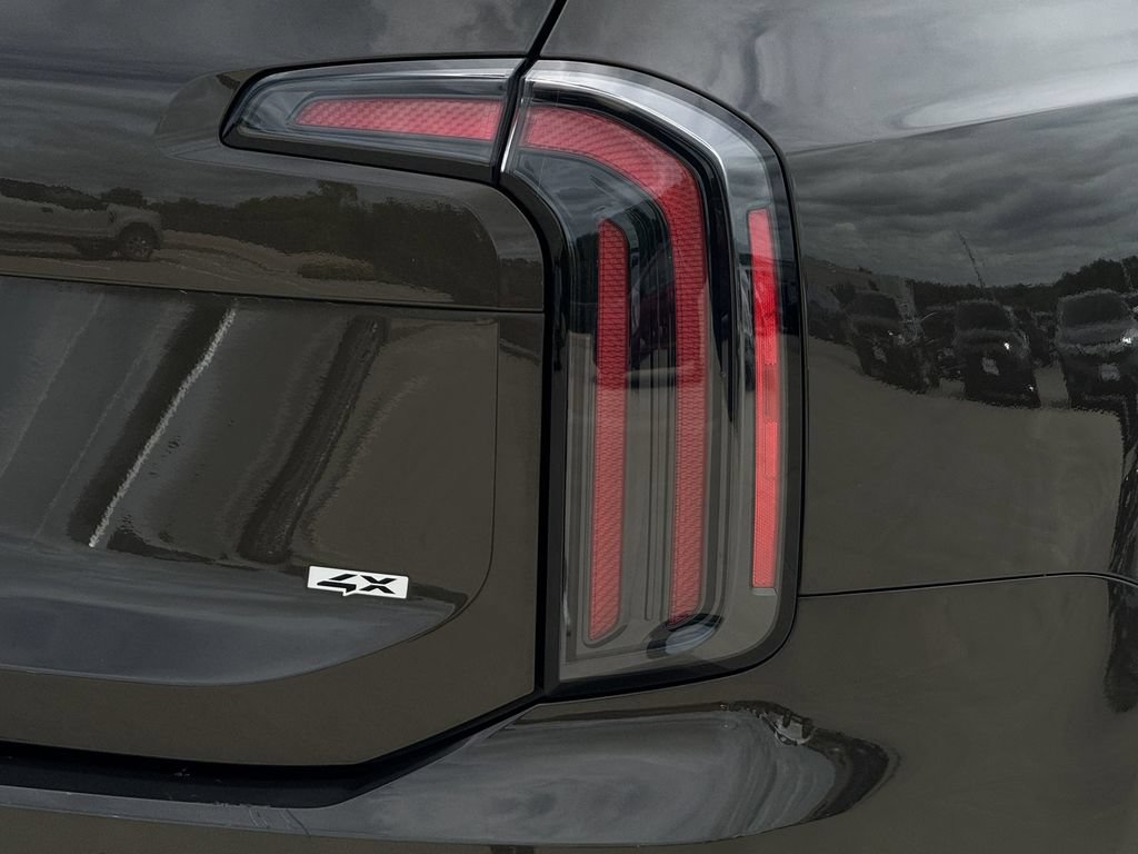 Used 2024 Kia Telluride SX Prestige AWD/4WD image 10