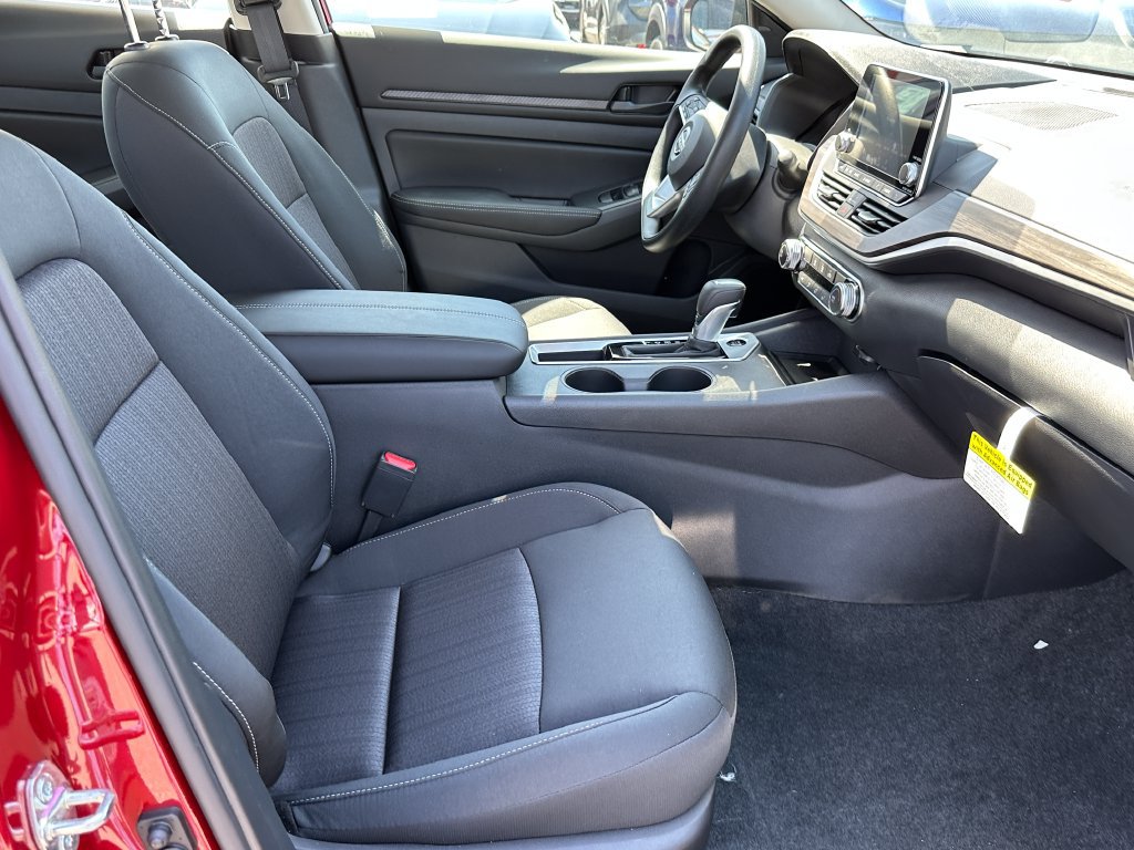 New 2026 Nissan Altima 2.5 SV FWD image 13