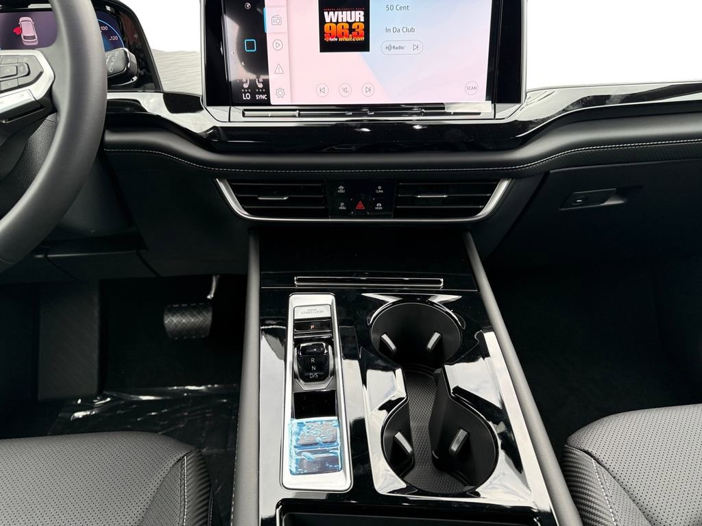 New 2025 Volkswagen Atlas Cross Sport SE image 11