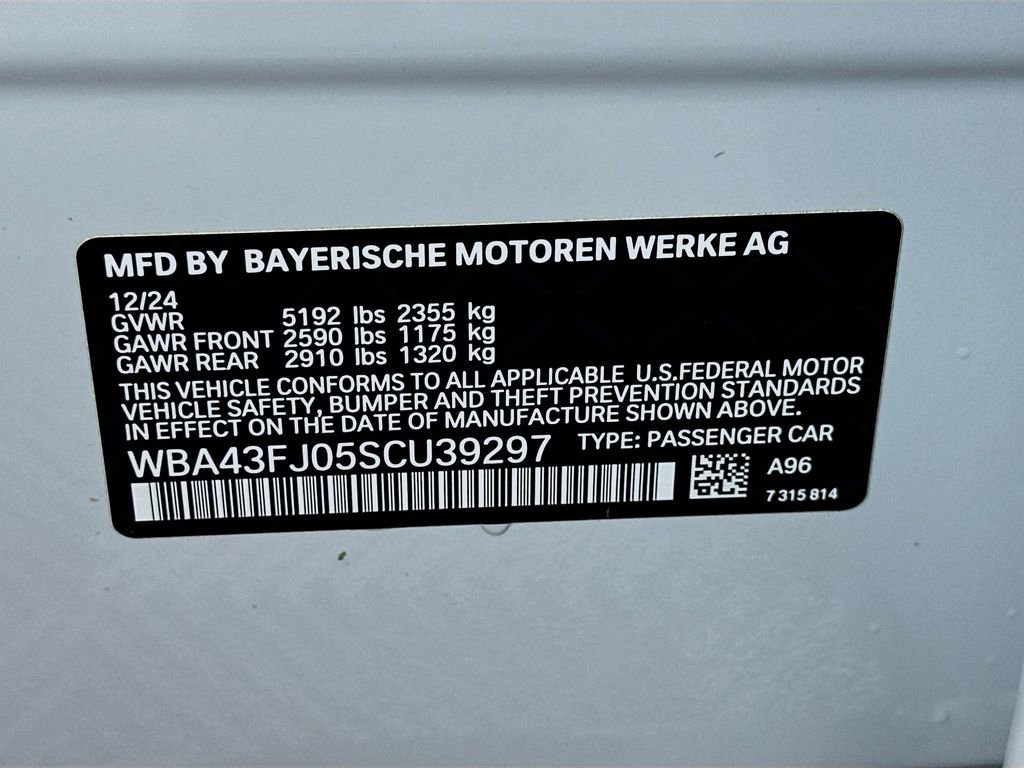 Used 2025 BMW 530i w/ M Sport Package RWD image 33