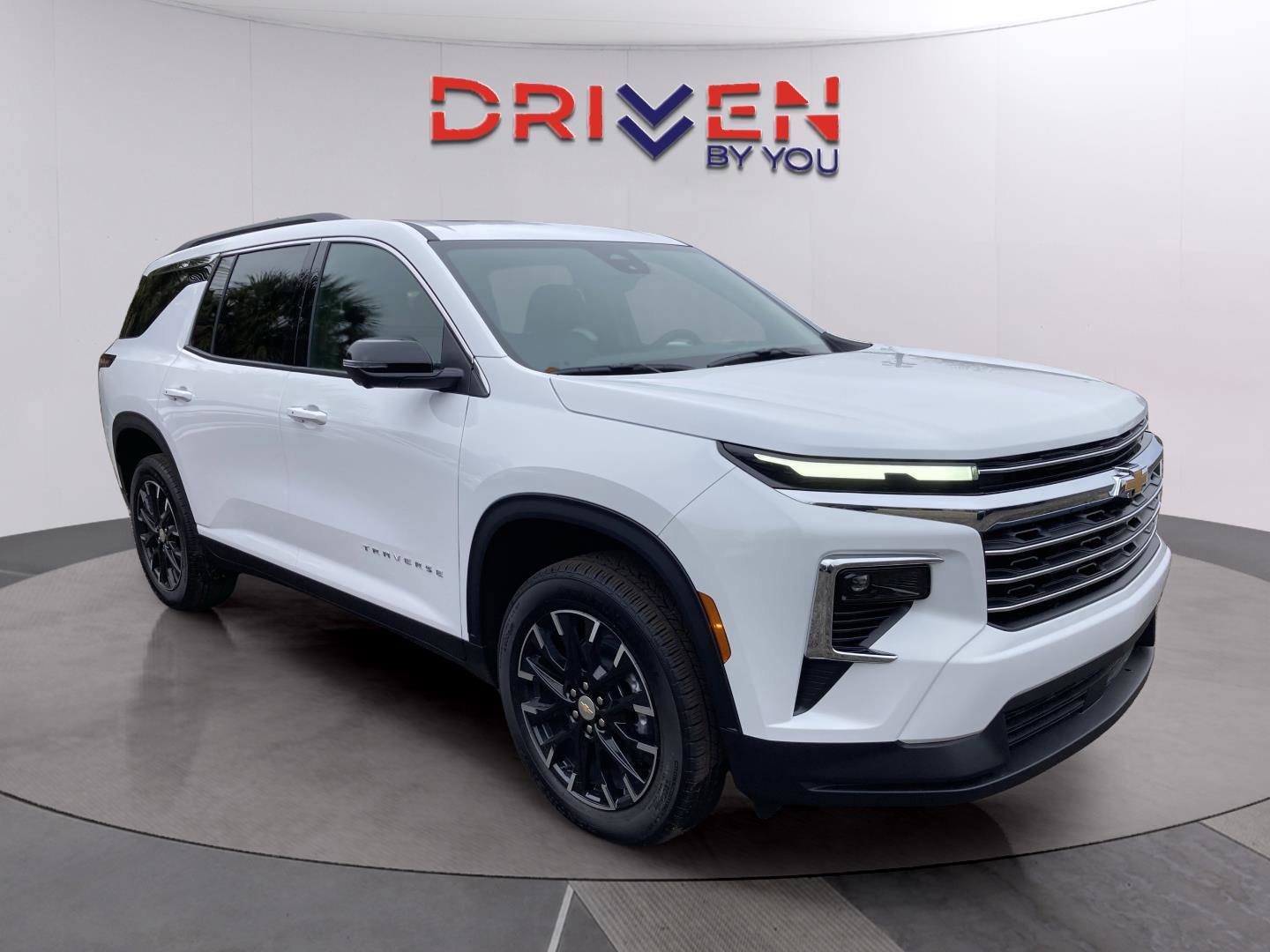 New 2026 Chevrolet Traverse LT w/ Sun and Wheel Package image 6