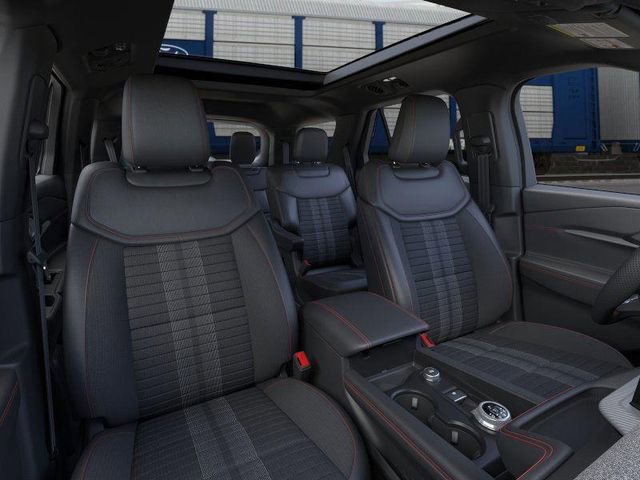 New 2026 Ford Explorer ST-Line w/ ST-Line Street Pack image 11