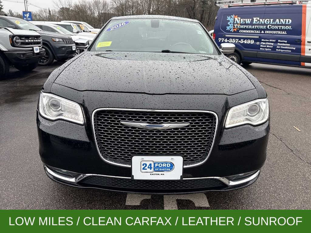 Used 2016 Chrysler 300 C image 11