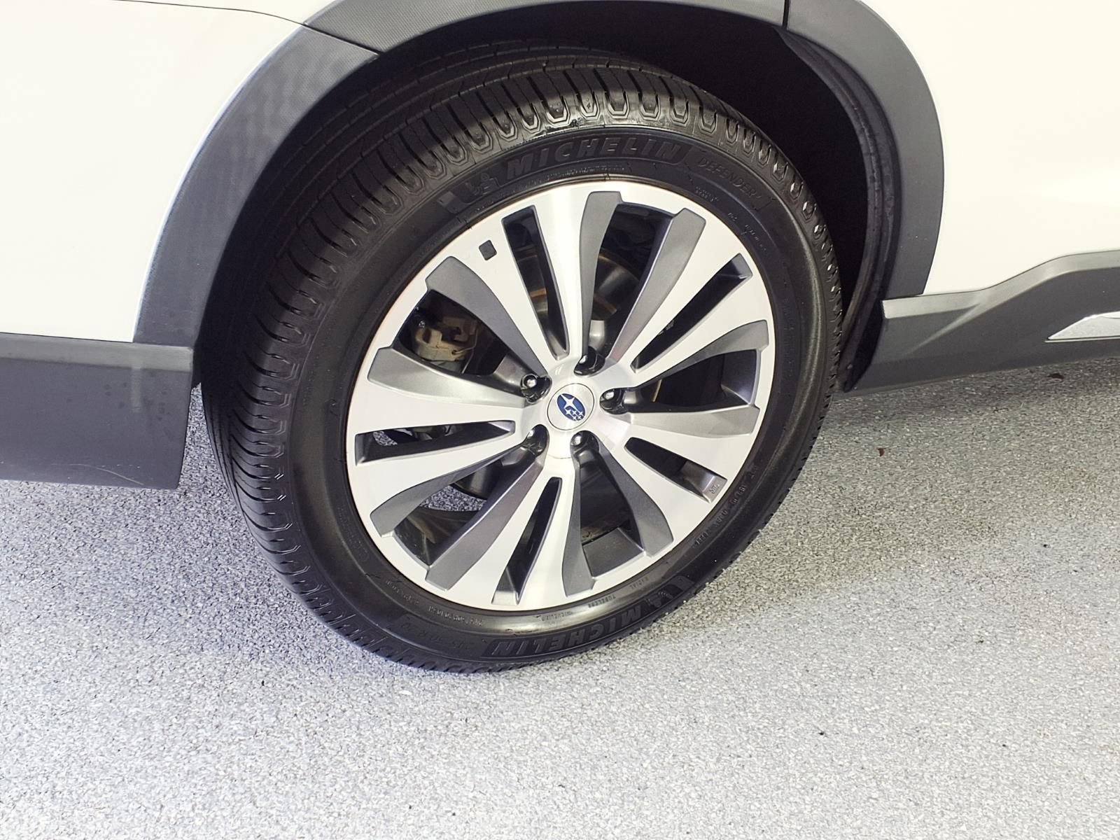 Used 2019 Subaru Ascent Limited AWD/4WD image 4