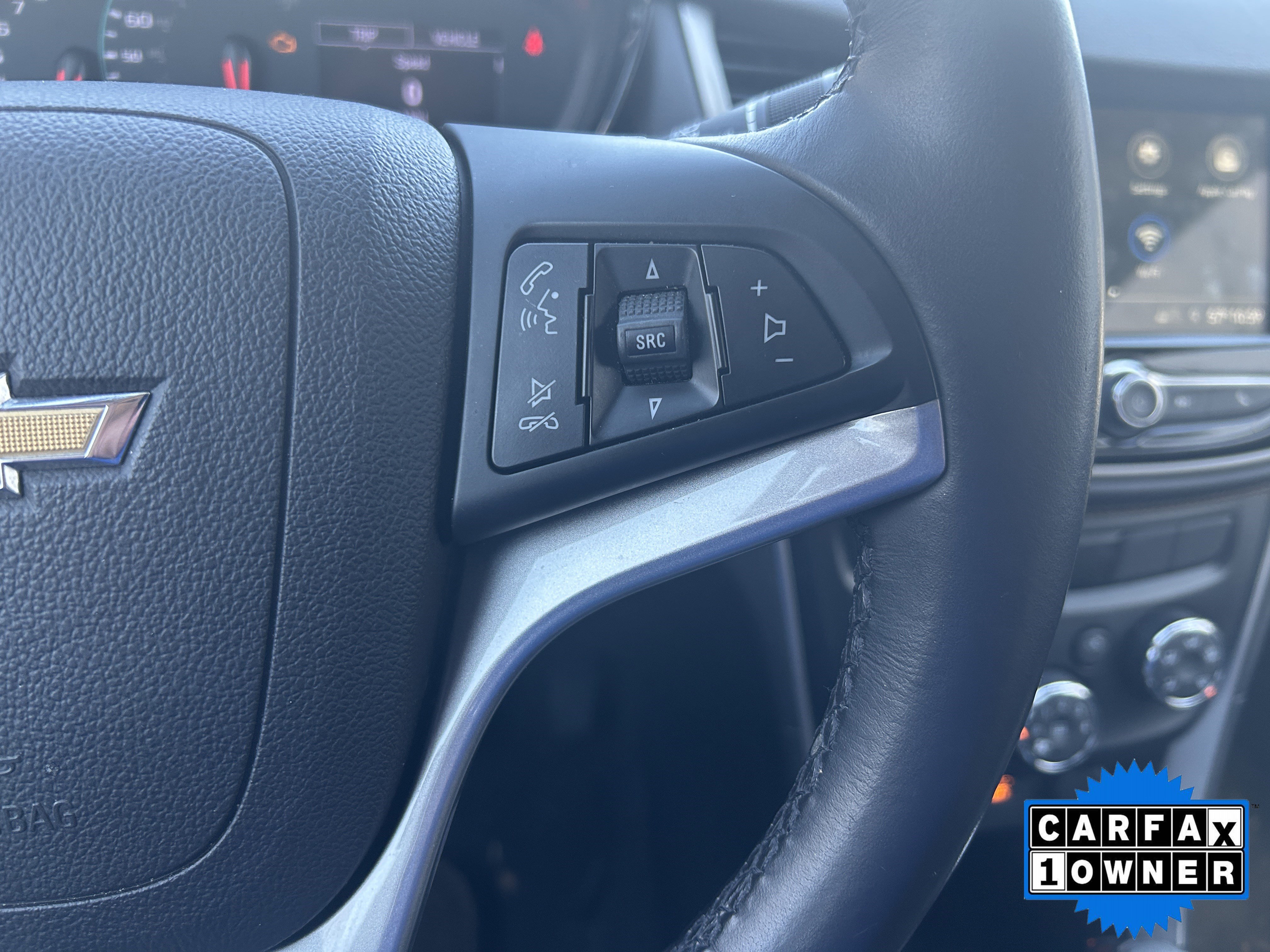 Used 2019 Chevrolet Trax LT w/ LT Convenience Package image 16