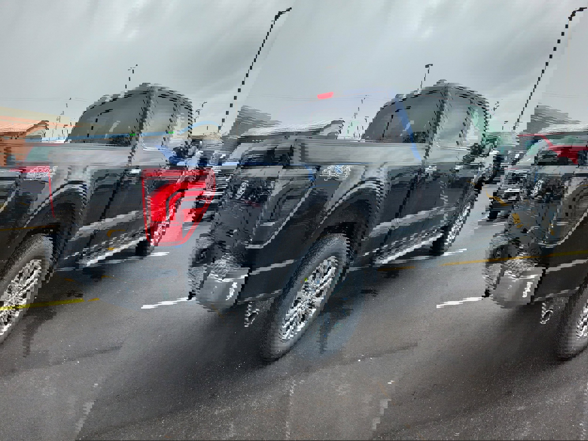 New 2026 Ford F150 Lariat w/ Equipment Group 502A High image 4