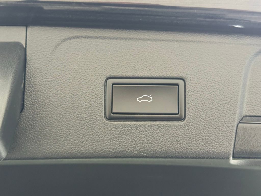 Used 2021 Volkswagen Atlas SE image 5