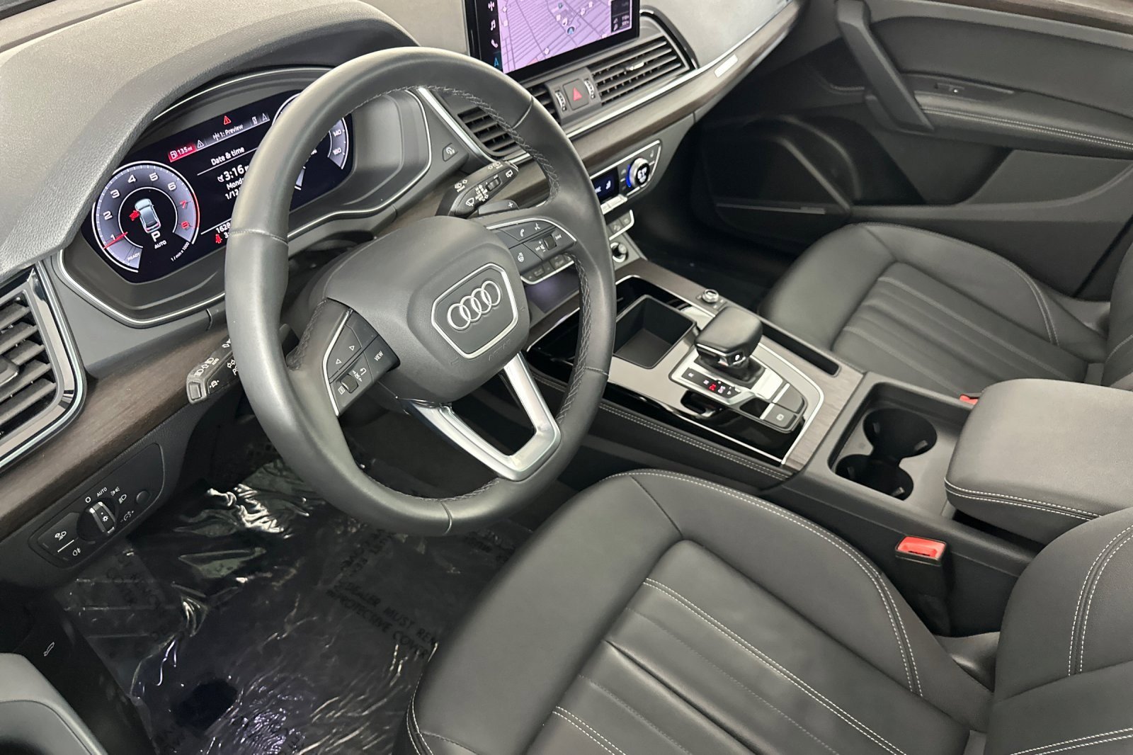 Used 2023 Audi Q5 2.0T Premium Plus w/ Premium Plus Package image 9