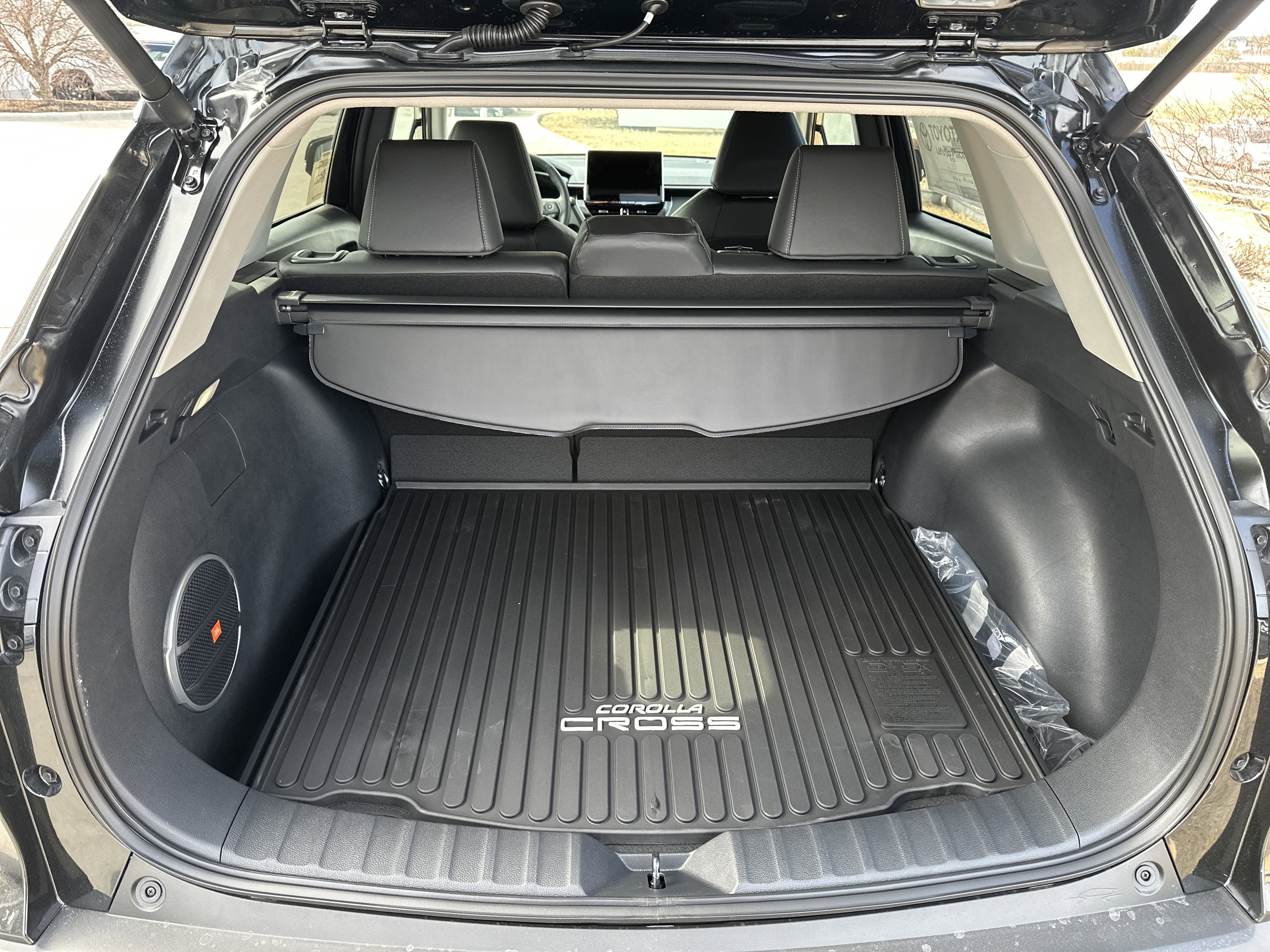 Used 2026 Toyota Corolla Cross XLE w/ Convenience Package image 29