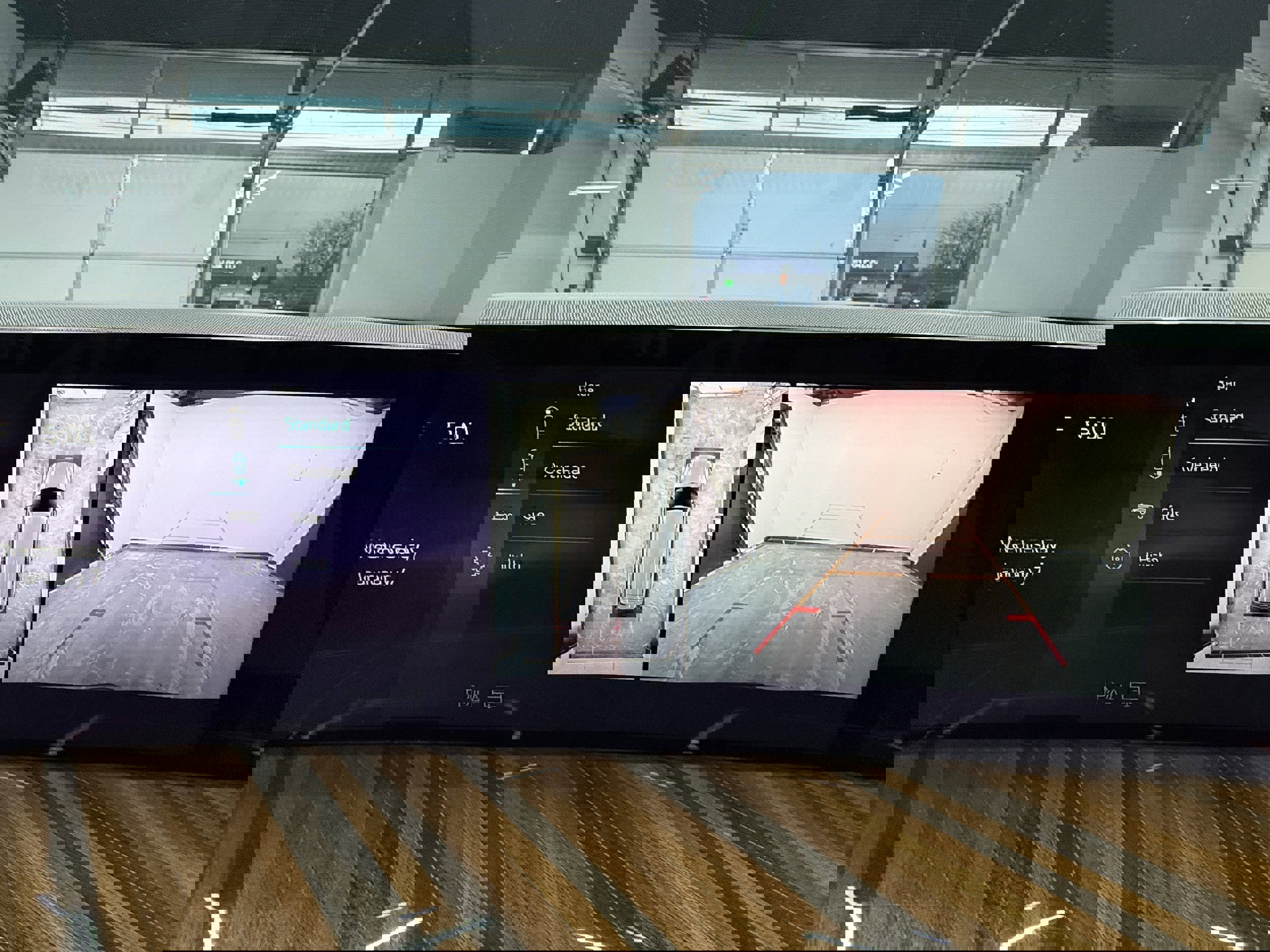 Used 2025 Cadillac Escalade ESV Sport Platinum image 24