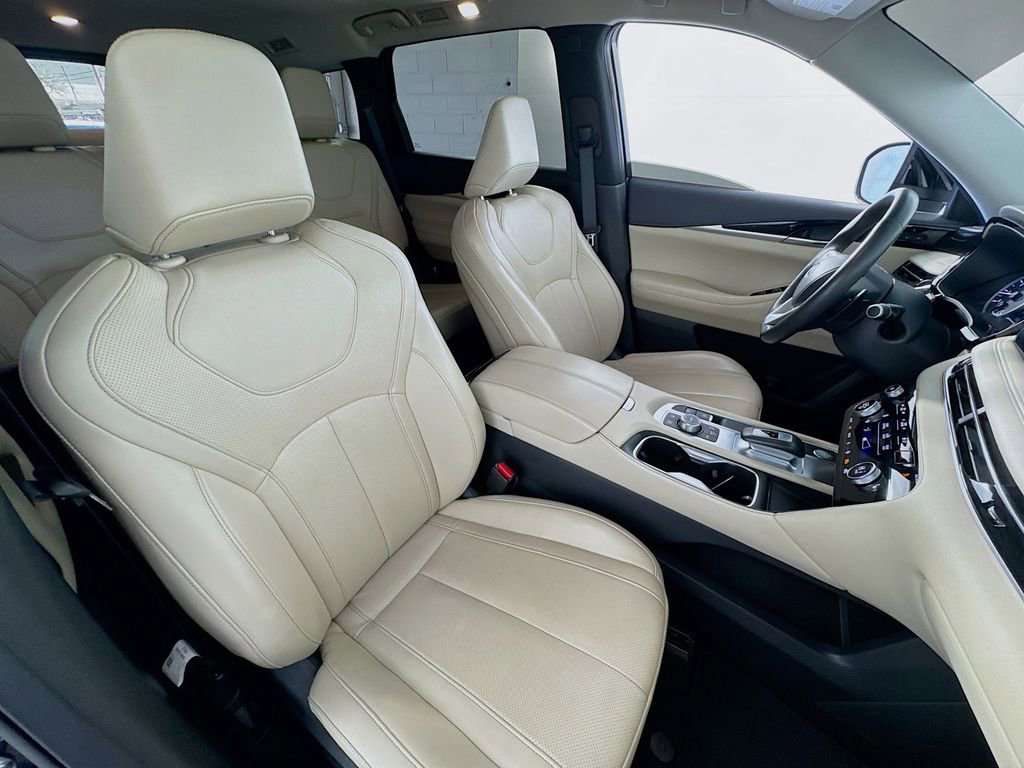 Used 2024 INFINITI QX60 Pure image 29