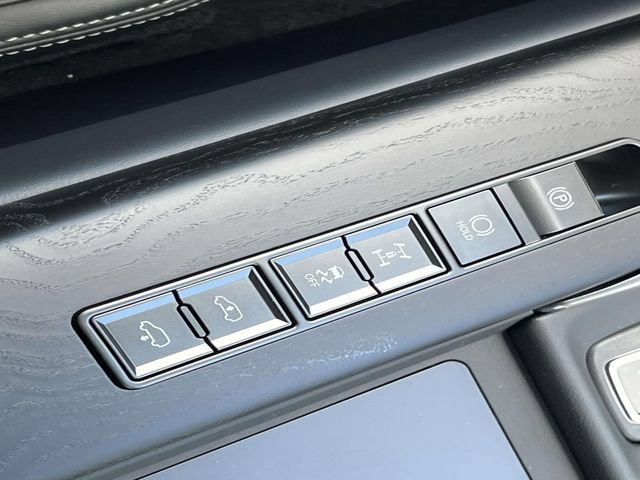 New 2026 Lexus LX 700h Luxury AWD/4WD image 34