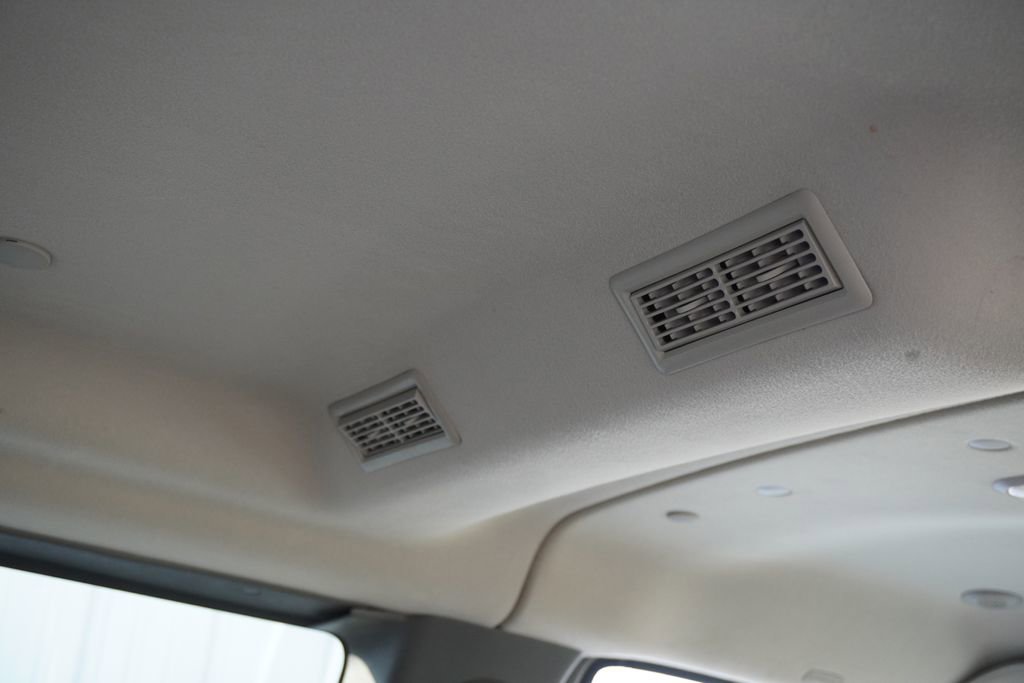 Used 2019 Chevrolet Express 3500 LT w/ LT Preferred Equipment Group image 25