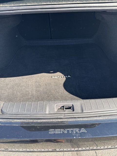 Used 2024 Nissan Sentra SV FWD image 12