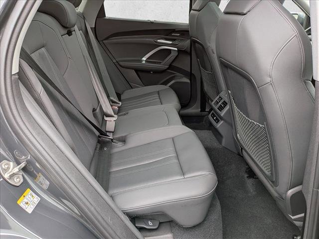 Certified 2025 Audi Q5 Prestige image 23