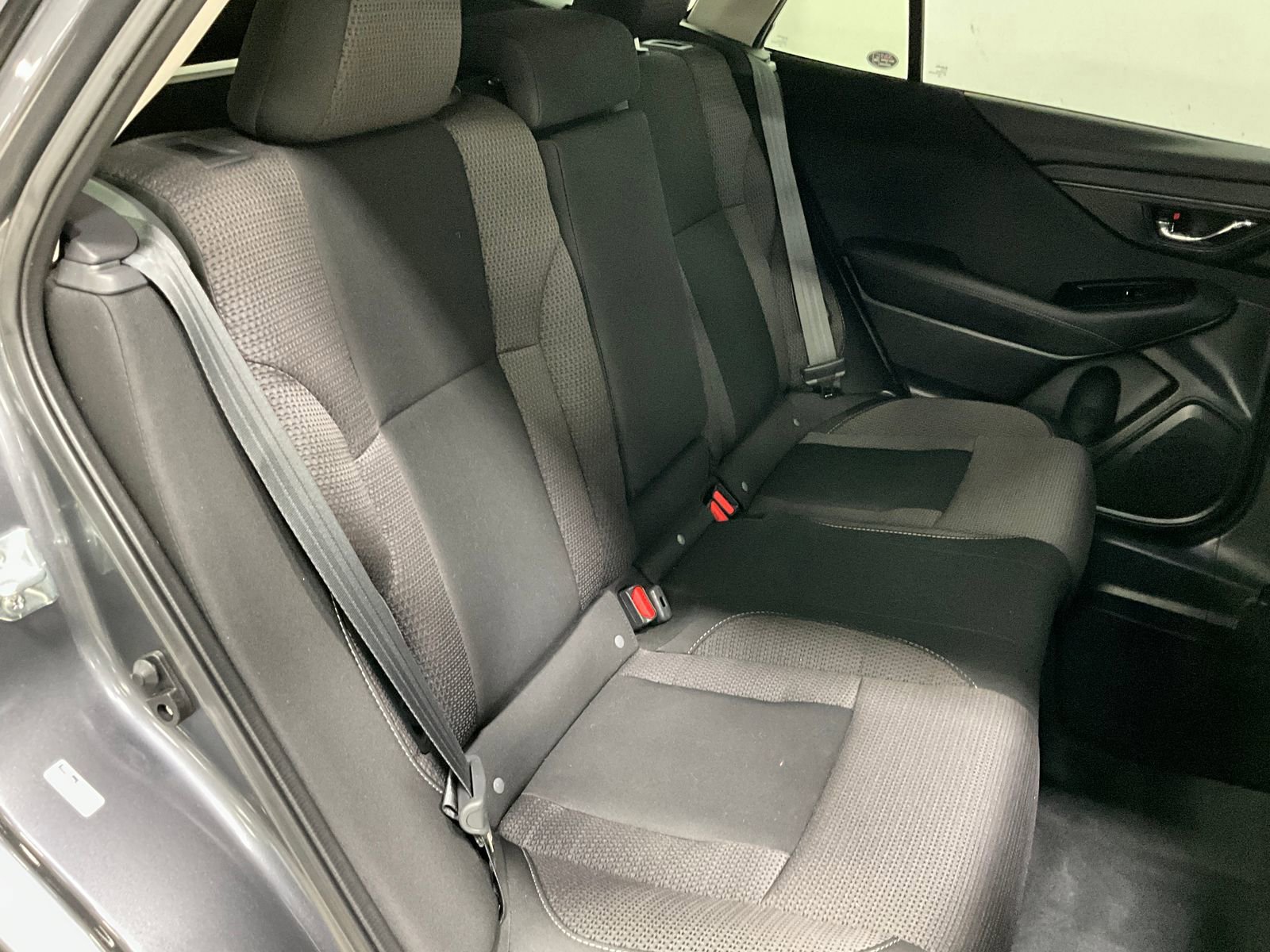 Used 2025 Subaru Outback Premium w/ Popular Package #1A image 24