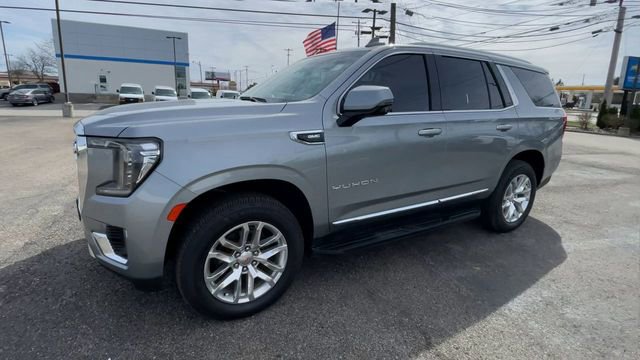 Used 2024 GMC Yukon SLT w/ SLT Premium Package AWD/4WD image 6