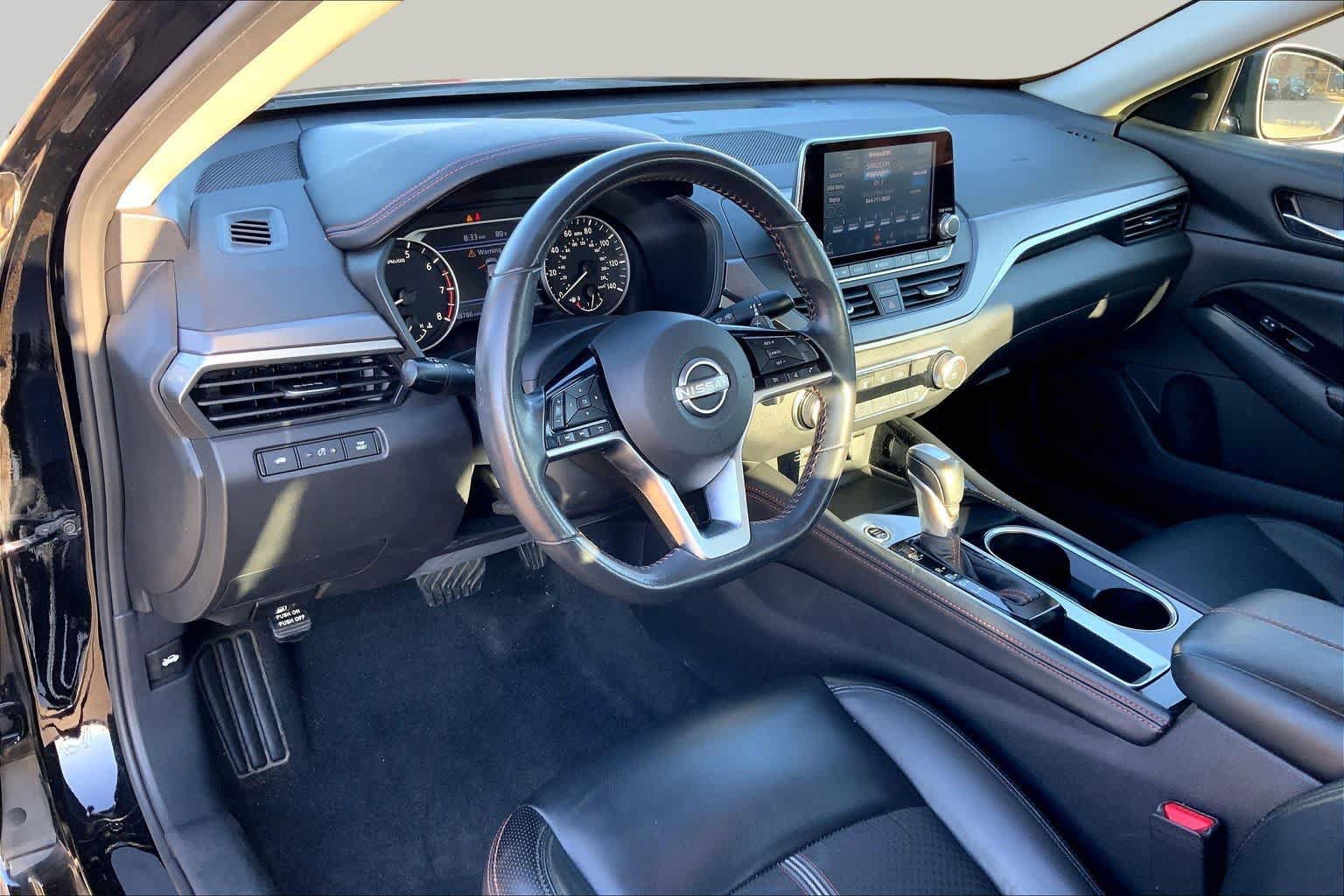 Used 2024 Nissan Altima 2.5 SR FWD image 18