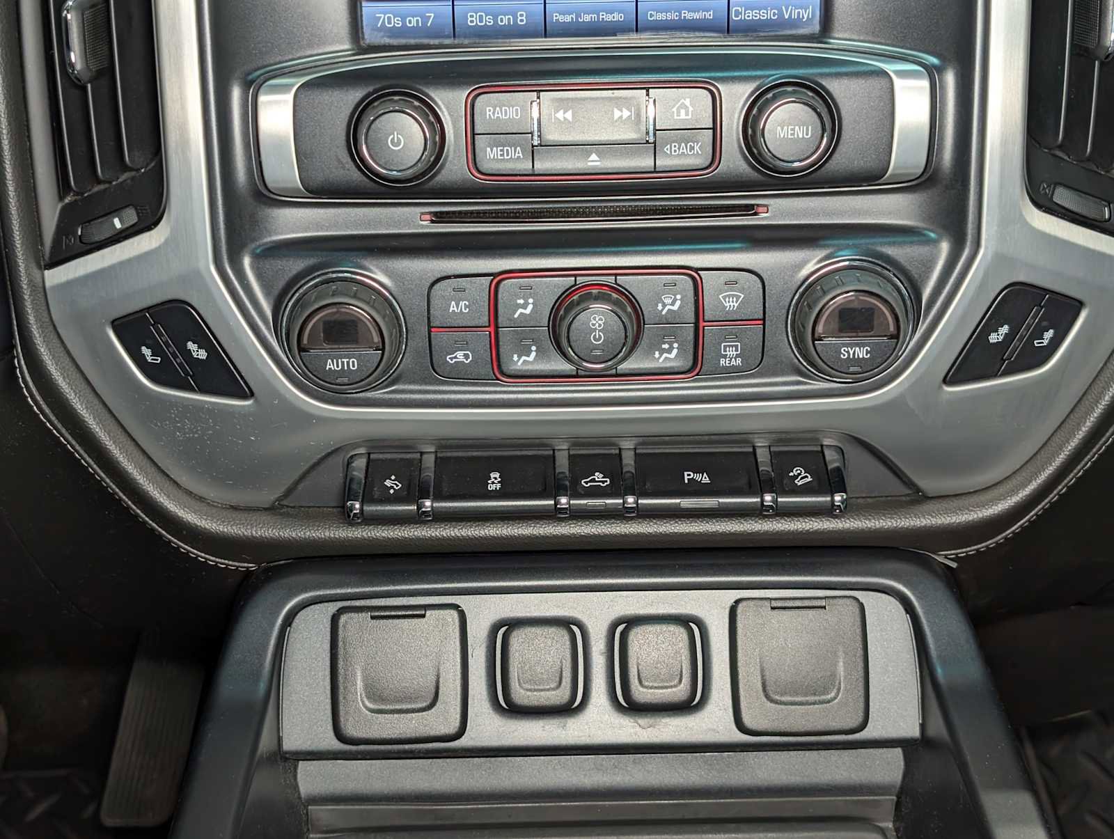 Used 2015 GMC Sierra 1500 SLT w/ SLT Preferred Package AWD/4WD image 20