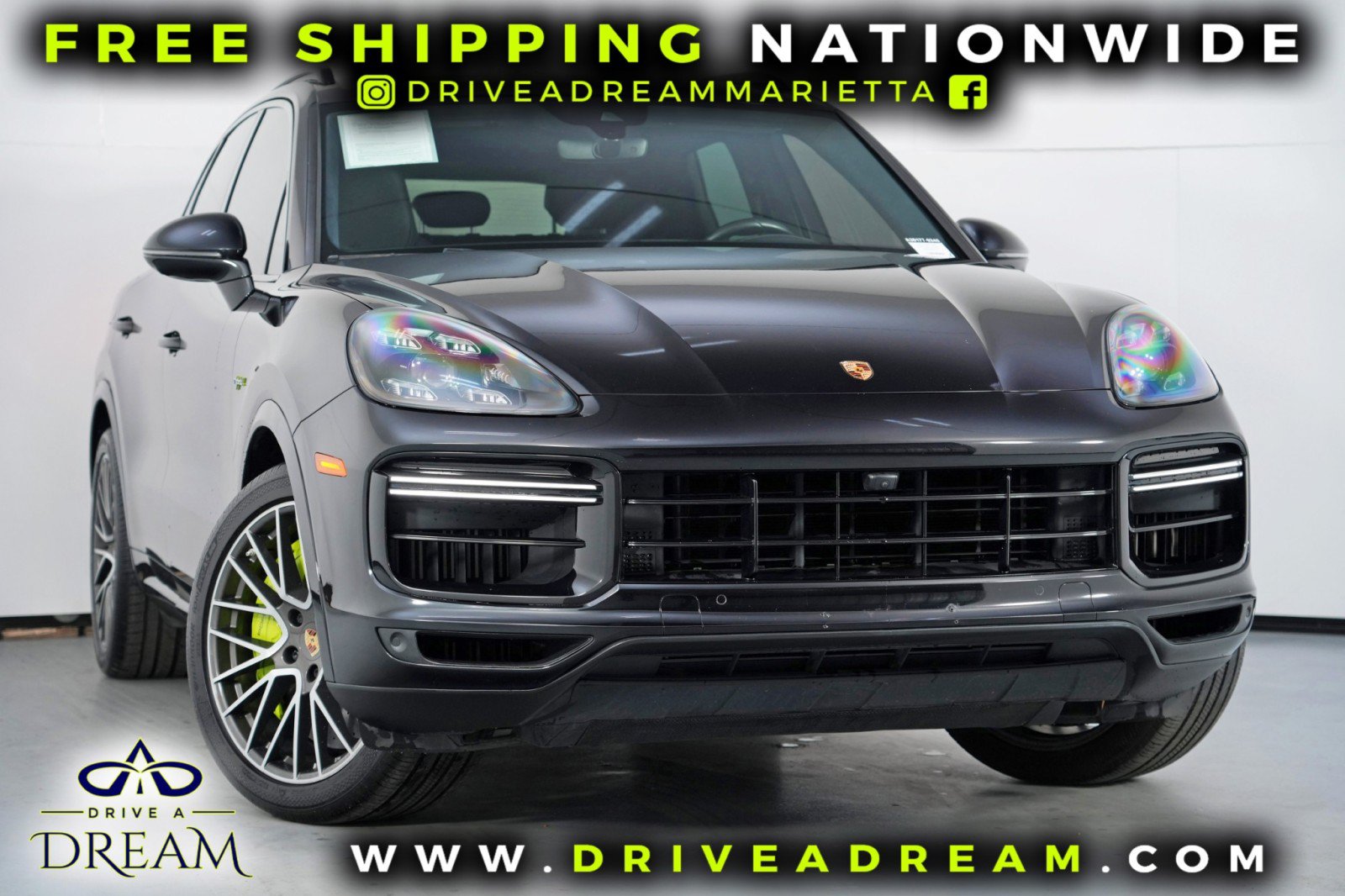Used 2021 Porsche Cayenne Turbo S AWD/4WD image 2