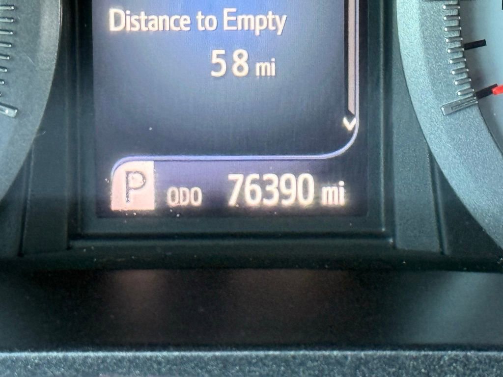 Used 2019 Toyota Sienna SE w/ SE Preferred Package FWD image 33