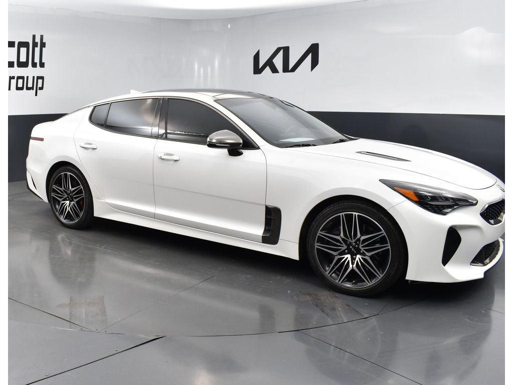 Used 2022 Kia Stinger GT1 w/ Red Interior Color Package RWD image 7