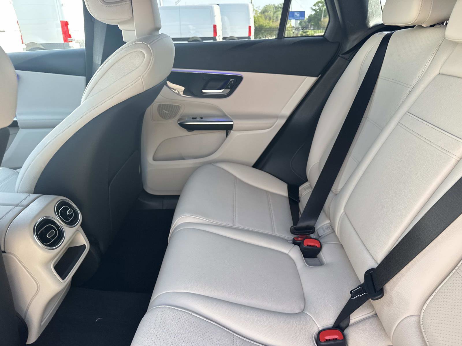 Certified 2025 Mercedes-Benz GLC 350e 4MATIC image 12