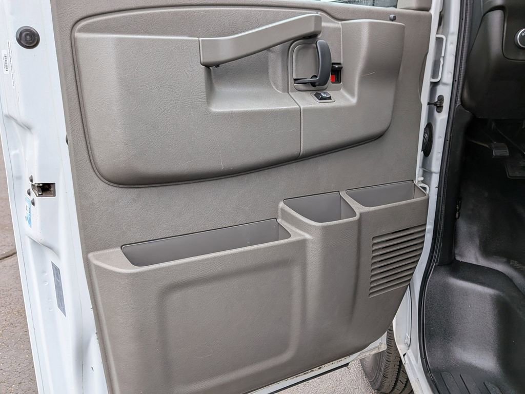 Used 2023 Chevrolet Express 3500 LS image 9