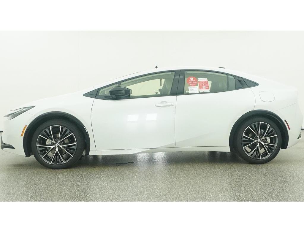 New 2027 Toyota Prius XLE FWD image 19